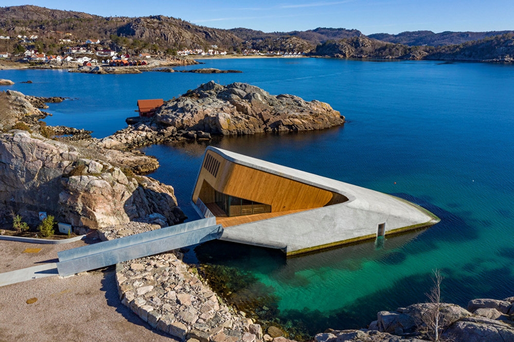 Avrupa'nın ilk denizaltı restoranı Norveç'te açıldı galerisi resim 4