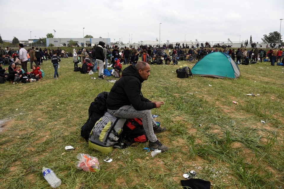 Yunanistan'da göçmenler eylem yaptı. Atina-Selanik seferleri durdu  galerisi resim 15
