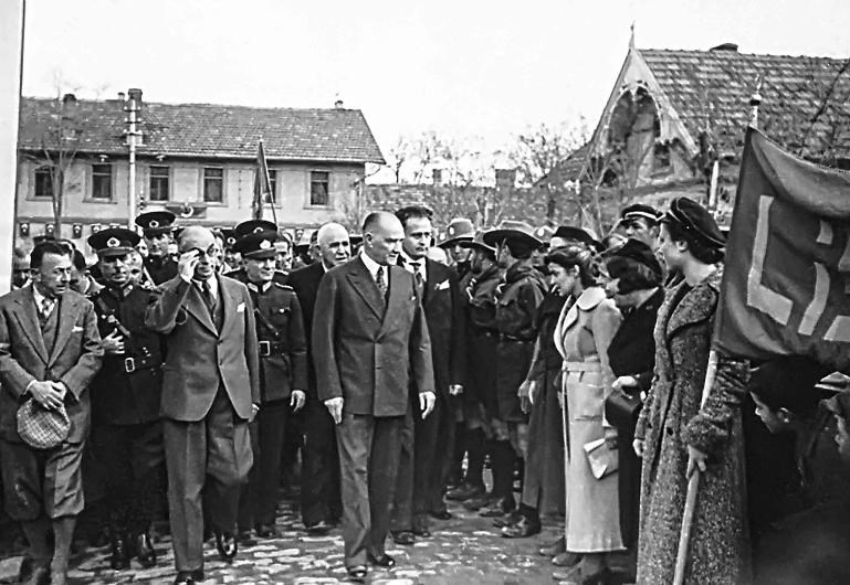 Atatürk’ün az bilinen fotoğrafları galerisi resim 18