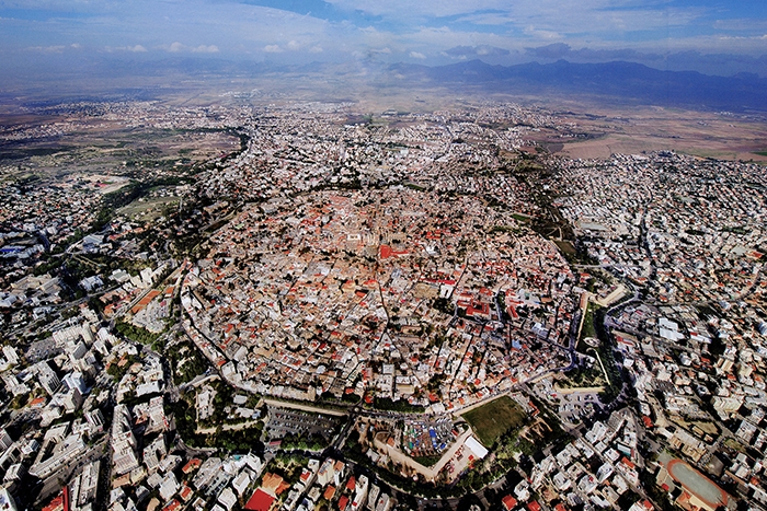 Dünyanın tel ile bölünmüş başkenti Lefkoşa ne zaman nerede nasıl kuruldu galerisi resim 12