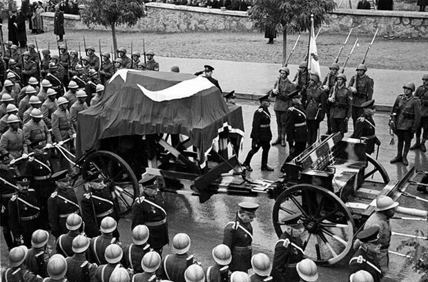 Atatürk’ün cenazesinden fotoğraflar... galerisi resim 18