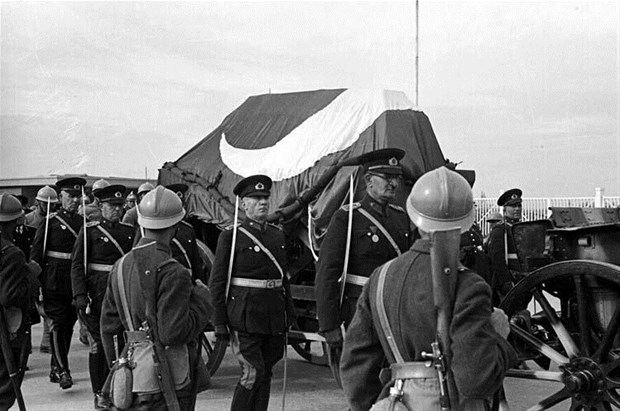 Atatürk’ün cenazesinden fotoğraflar... galerisi resim 2