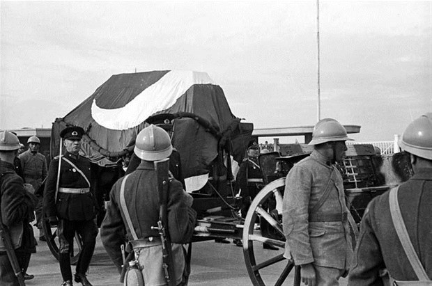 Atatürk’ün cenazesinden fotoğraflar... galerisi resim 27