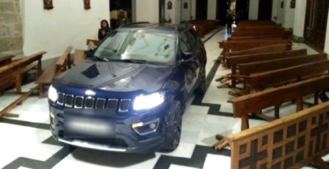 'Şeytan'dan kaçtım' diyen sürücü arabasıyla kiliseye dald galerisi resim 6