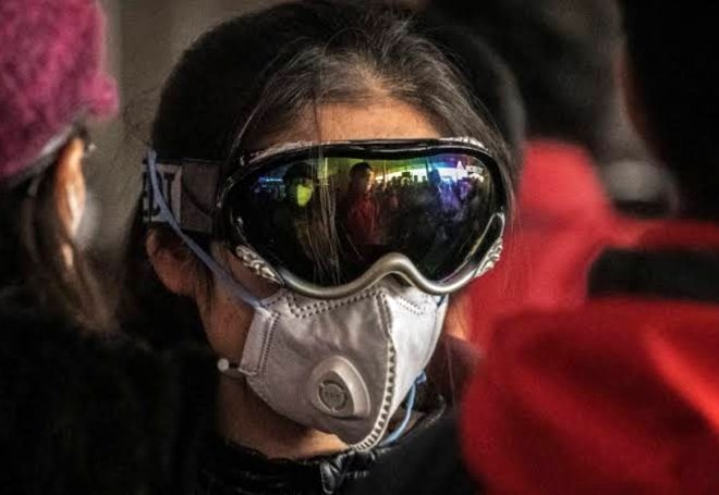 Maske kıtlığı çeken Çin'de, koranavirüse karşı akılalmaz yöntem! galerisi resim 11