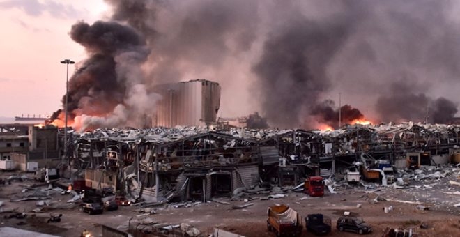 Beyrut'u kana bulayan patlama 300 bin insanı evsiz bıraktı galerisi resim 11