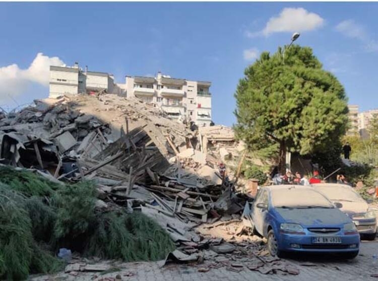 Yıkılan binalar,kurtarma çalışmaları...İzmir'den görüntüler galerisi resim 2