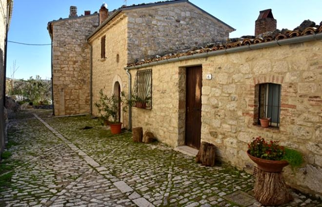 İtalya'nın bir köyünde 9 TL'ye ev sahibi olunuyor! Almak için  galerisi resim 7