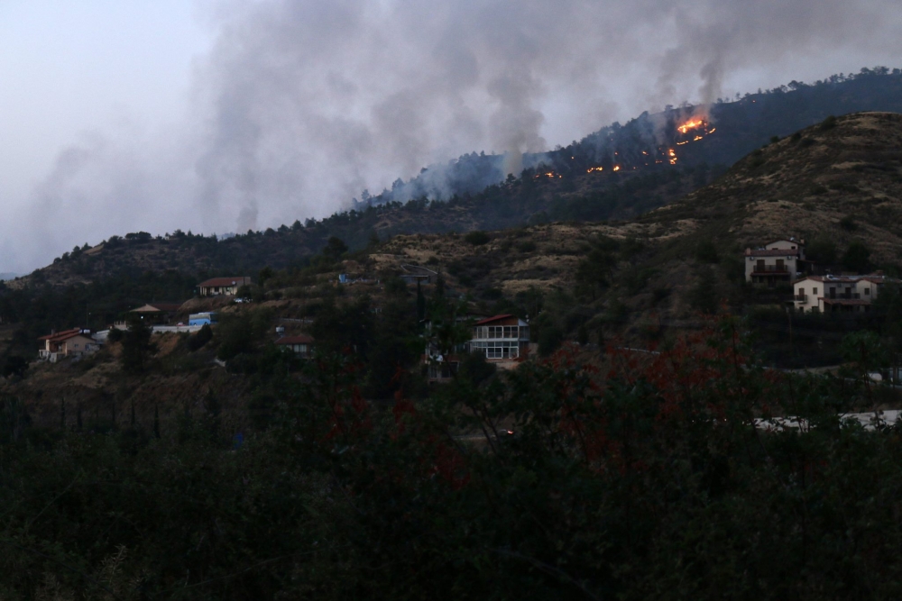 Yangın 2 can aldı. İşte Trodos'taki büyük yangından fotoğraflar galerisi resim 26