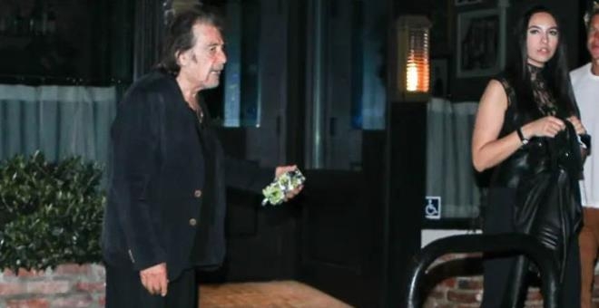 Efsane oyuncu Al Pacino'nun 51 yaş küçük kadınla aşk kaçamağı! Genç galerisi resim 1