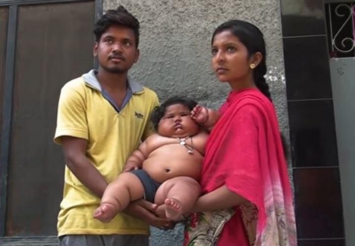 Görenler şaşırıyor, 8 aylık Chahat Kumar bebek 17 kilo! galerisi resim 8