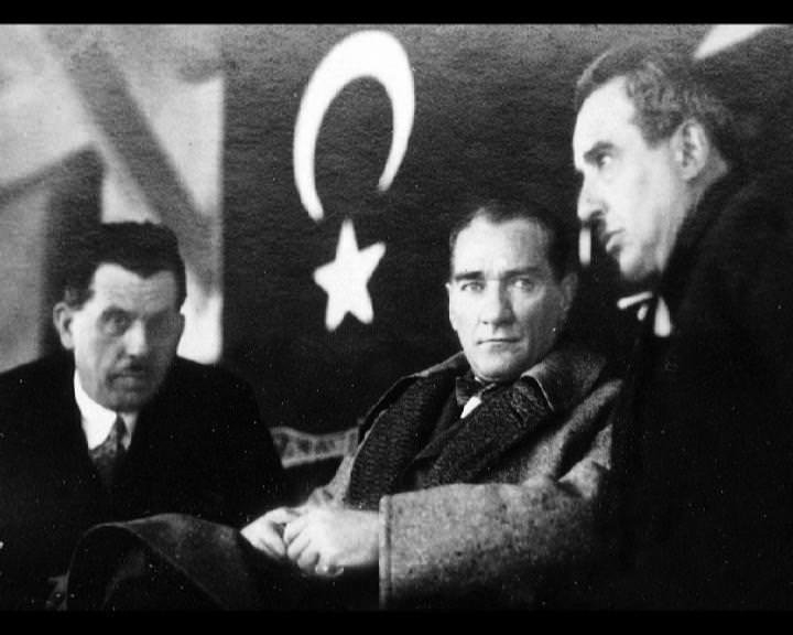 Atatürk'ün bu fotoğraflarını belkide hiç görmediniz... galerisi resim 216