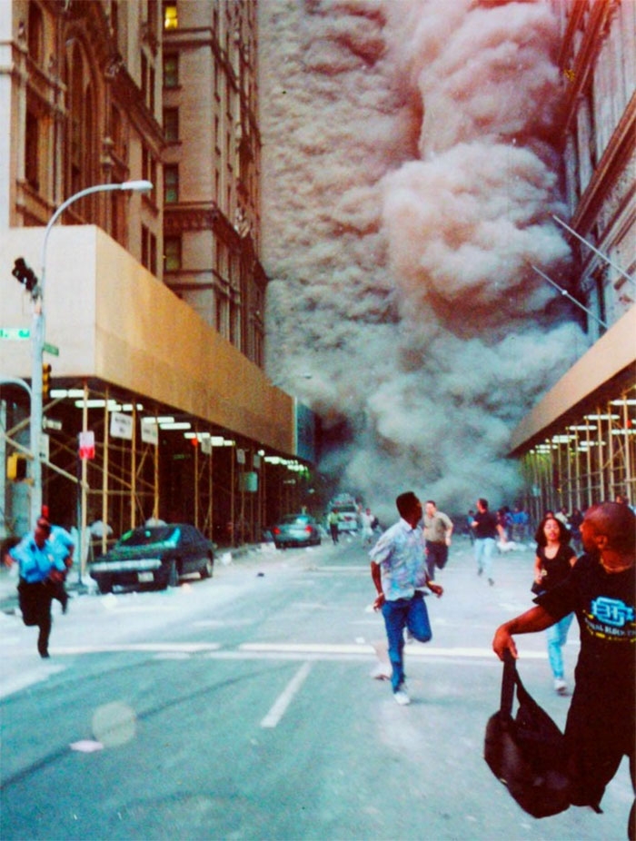 11 Eylül saldırılarından hiç görmediğiniz fotoğraflar galerisi resim 19