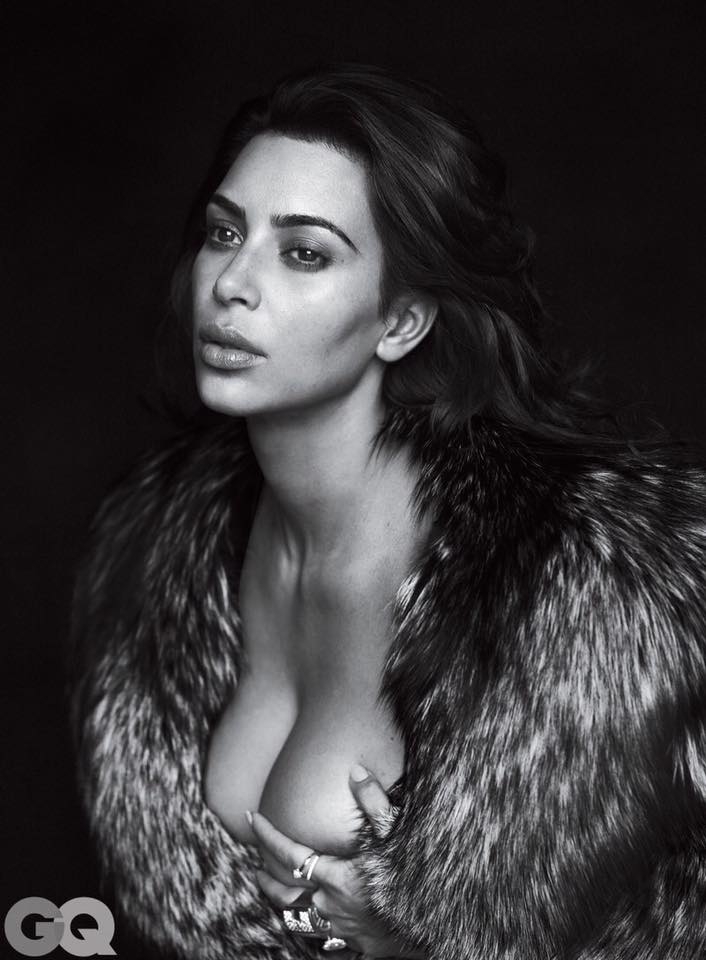 Kim Kardashian yine yakıyor galerisi resim 28