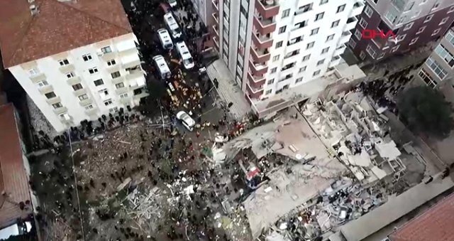 İstanbul Kartal'da 8 Katlı Bina Çöktü! 2 Kişi Öldü, 6 Kişi Yaralı O galerisi resim 8