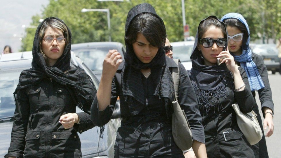 İslam Devrimi'nden önce ve sonra İranlı kadınlar galerisi resim 11