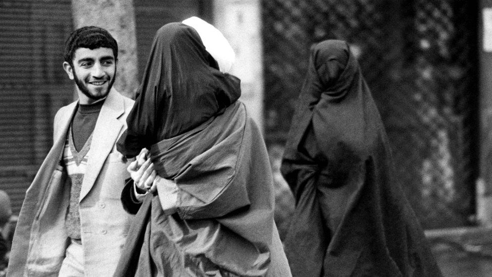 İslam Devrimi'nden önce ve sonra İranlı kadınlar galerisi resim 9