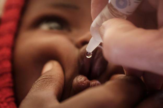 Afrika’da kaynaklar koronavirüsle mücadeleye aktarıldı, çocuk felci aşıları durduruldu