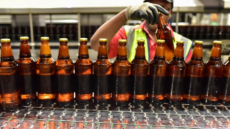 Fransa'da Covid-19 salgını nedeniyle tüketim tarihi geçen 10 milyon litre bira imha edildi