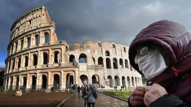 İtalyan uzman: Maske sayesinde viral yük azalıyor, vakalar daha hafif seyrediyor