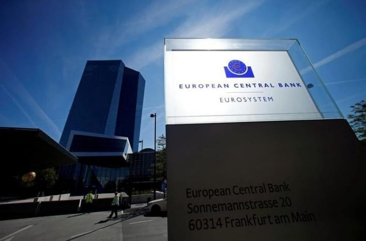 Avrupa Merkez Bankası başkanı: Avro bölgesinde ekonomi yüzde 8 ila 12 daralabilir
