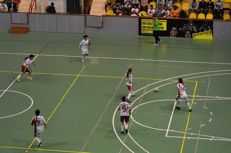 Daü Uluslararası Futsal Turnuvası başladı