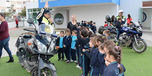 Çocuklarımızdan trafikte “gönüllü polis” olmaları istendi