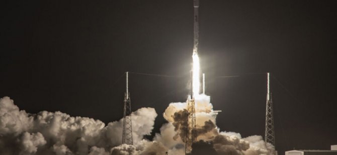 SpaceX ilk kez bir askeri görevde geri dönebilen roket kullanacak