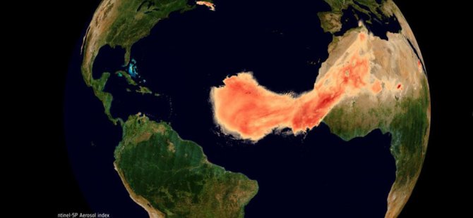 Sahra Çölü'nden ABD'ye kadar giden devasa toz bulutu uzaydan görüntülendi