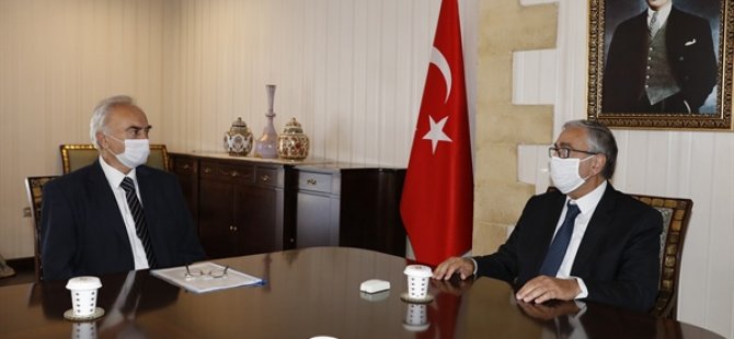 Cumhurbaşkanı Akıncı, Taşınmaz Mal Komisyonu Başkanı Erkmen’le Görüştü