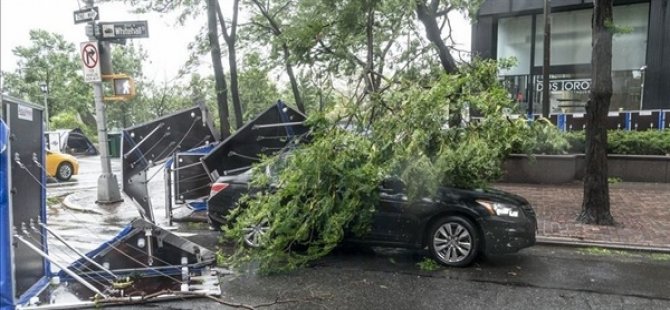 ABD'de Tropikal Fırtınaya Dönüşen Isaias Kasırgası 2 Can Aldı