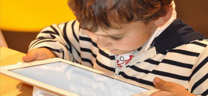 'Teknolojiyi kontrolsüz kullanan çocuklar obez oluyor' uyarısı