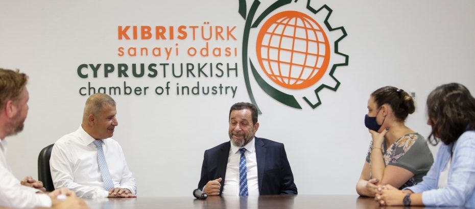 Denktaş, Kıbrıs Türk Sanayi Odasını ziyaret etti