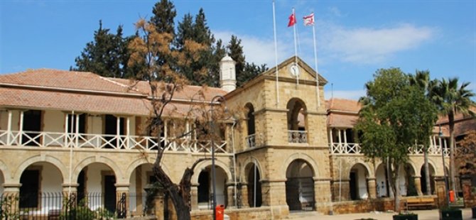 Hemşireler ve Ebeler Sendikası’nın Yüksek İdare Mahkemesi’nde Açtığı Davanın Duruşması 24 Ağustos’a Ertelendi