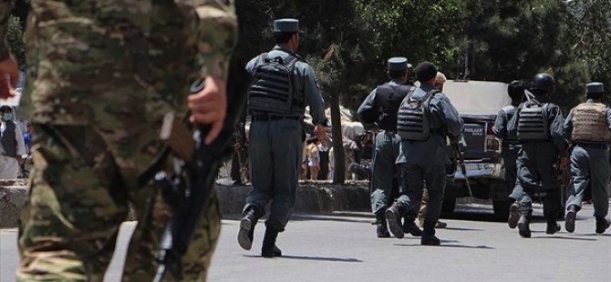 Afganistan'da Taliban Bomba Yüklü Araçla Saldırdı: 3 Ölü