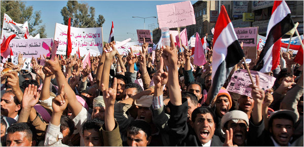 Yemenli bir grup BM önünde!