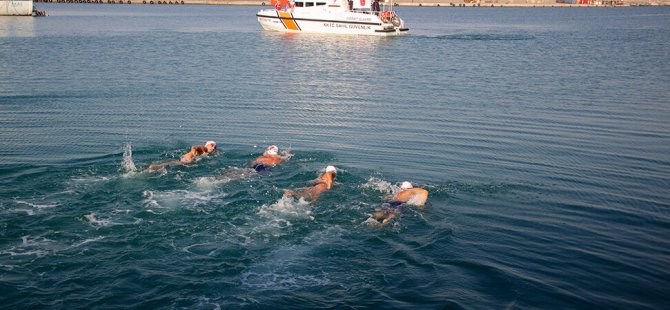 Girne Turizm Limanı'nda Dün Barışa Kulaç Atıldı!