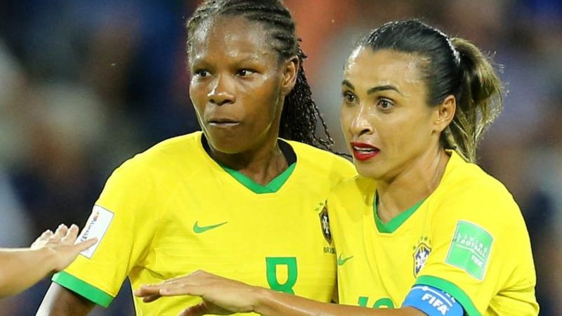 Brezilya Futbol Federasyonu'ndan kadın ile erkek oyuncular arasında eşit ücret kararı