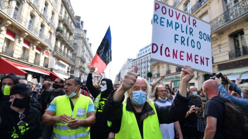 Sarı yelekliler: Fransa'da hükümet karşıtı protestolar yeniden başladı, 200'den fazla gözaltı