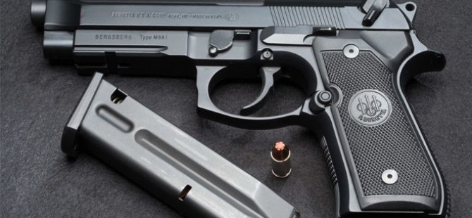 Hamitköy Çemberinde Park Halindeki Araçtan Silah Çıktı
