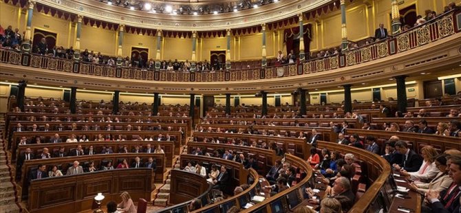 İspanyol Meclisi, Hükümeti Düşürme Önergesini Reddetti