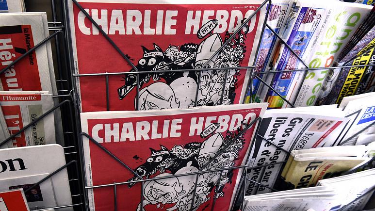 Müslüman Alimler Konseyi, karikatürler için Charlie Hebdo'ya dava açacak