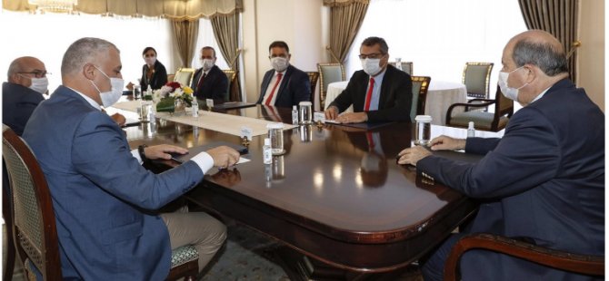 Cumhurbaşkanı Tatar, siyasi parti başkan ve temsilcileri ile görüştü