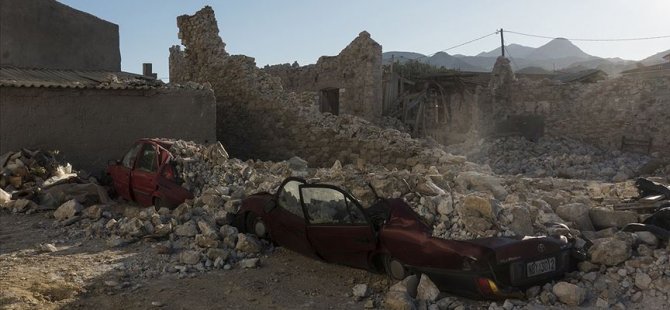Depremin Vurduğu Sisam Adası Yaralarını Sarmaya Çalışıyor