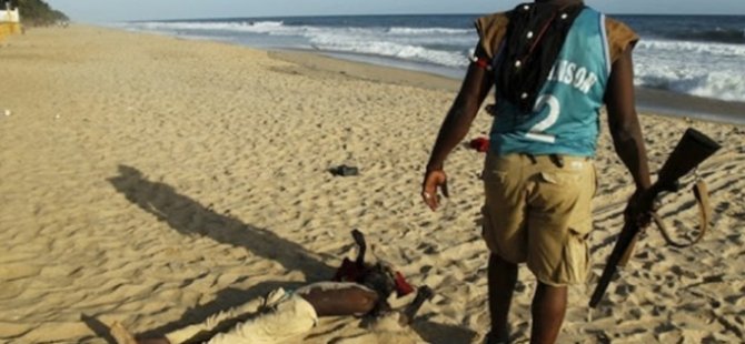 Fildişi Sahili'nde Halk, Etnik Çatışma Korkusuyla Komşu Ülkelere Sığındı