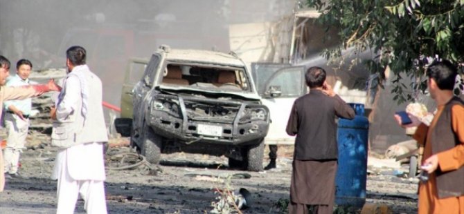 Afganistan'da Bomba Yüklü Araçla Düzenlenen Saldırıda Ölü Sayısı 4'e Yükseldi