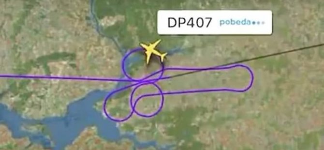 Rus pilotlar gökyüzüne penis çizdi