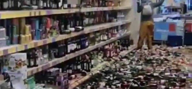 500 şişe içkiyi market raflarından alıp yere savurdu; tutuklandı