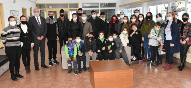 Güngördü Girne Özel Eğitim Merkezi ve Girne 18 Yaş Üstü Engelli Rehabilitasyon Merkezini Ziyaret Etti.