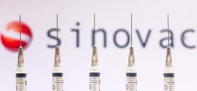 “Δεν είναι σωστό να πλησιάζουμε το εμβόλιο Sinovac ως” παρασκευάζεται στην Κίνα “”